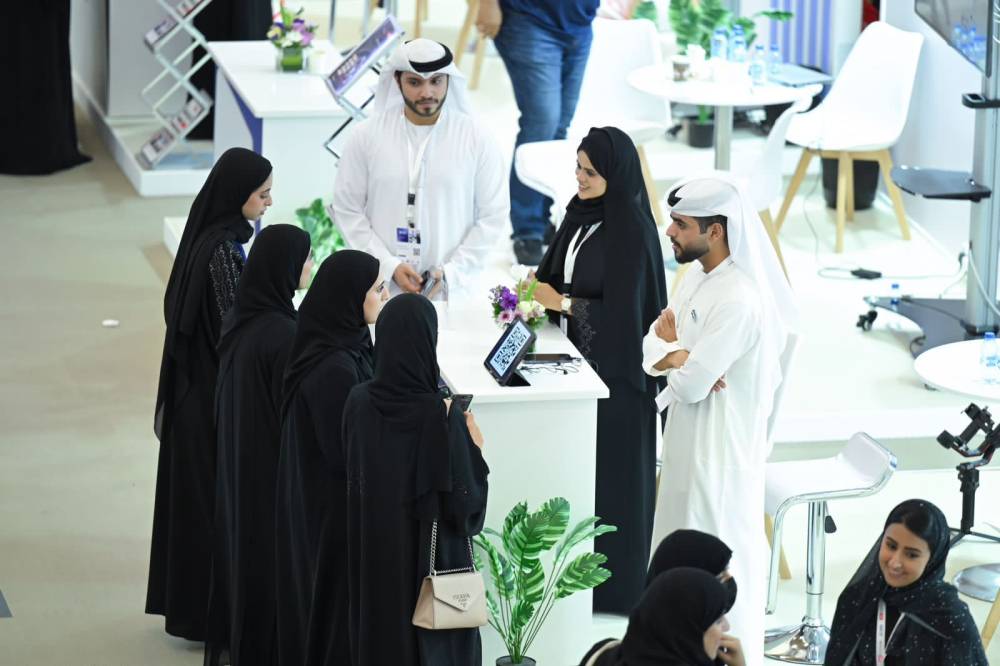 تريندز يشارك في معرض جامعة الإمارات للتوظيف