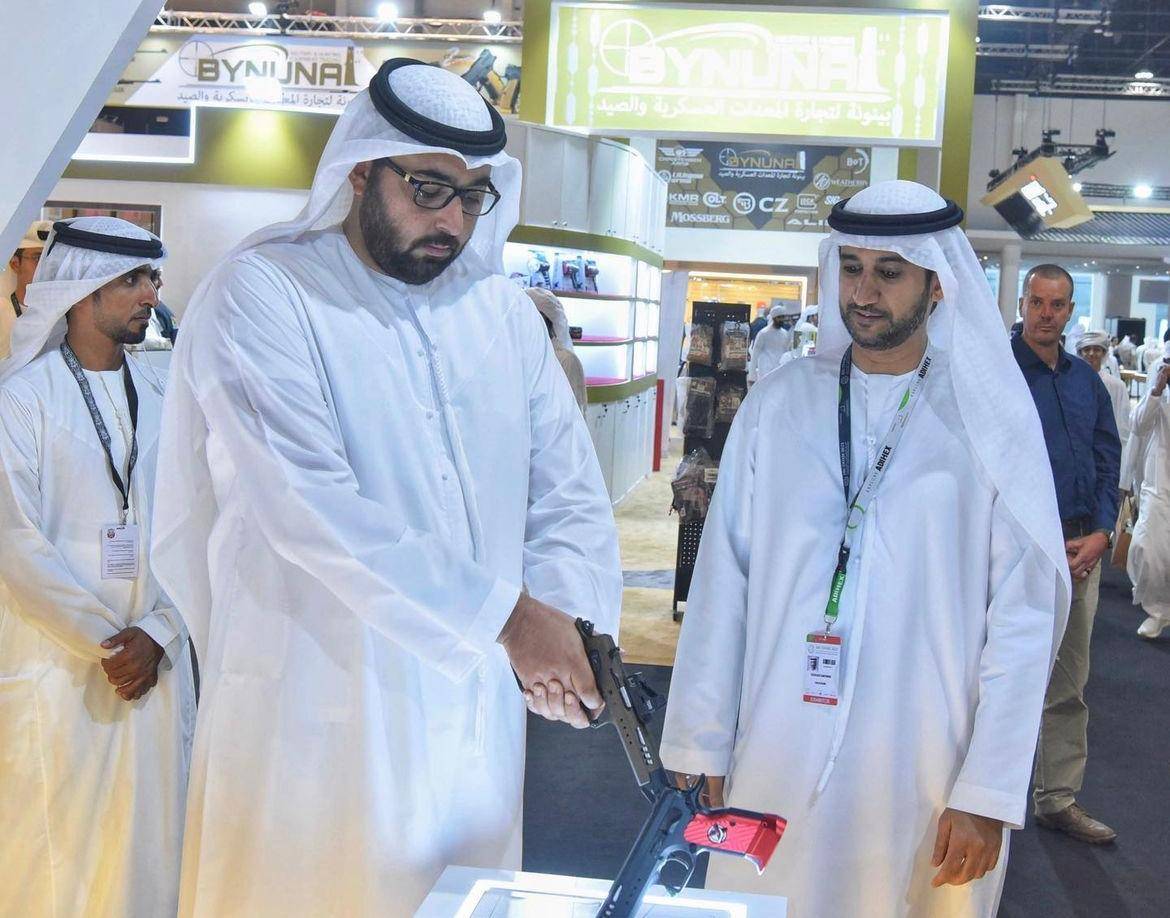 ولي عهد أم القيوين يزور جناح شركة تسليح القابضة في معرض أبوظبي للصيد والفروسية 2023