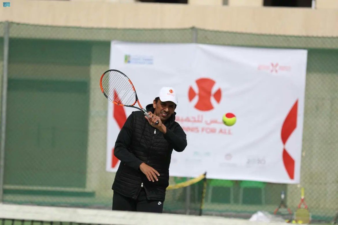 الاتحاد السعودي للرياضة للجميع يختتم برنامج التنس للجميع في مختلف مناطق المملكة بالتعاون مع وزارة التعليم والاتحاد السعودي للتنس