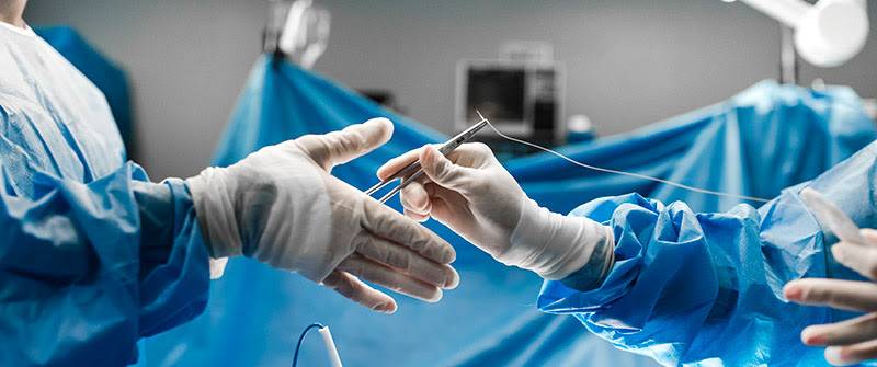  علاج الأذن البارزة لطفل سعودي تنقذه من التنمر