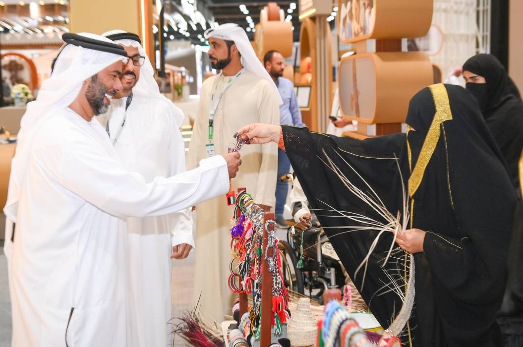 برامج تراثية وثقافية متميزة لنادي تراث الإمارات ولجنة إدارة المهرجانات في معرض الصيد والفروسية