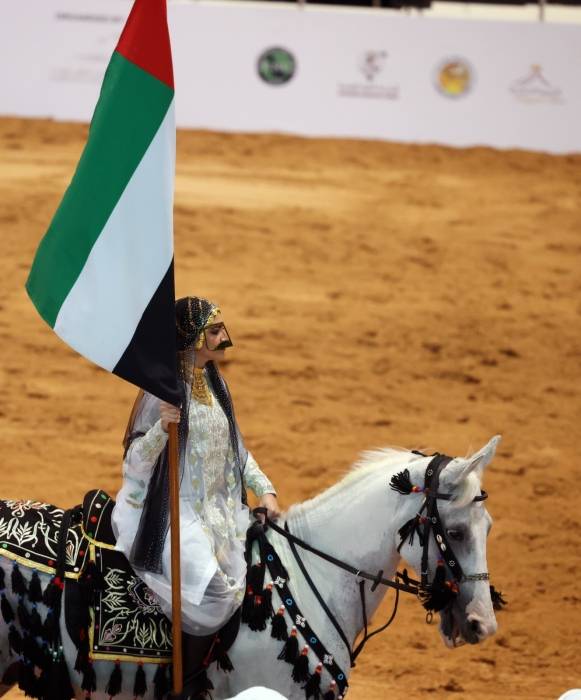 إقبال واسع على مزاد الإبل بمعرض أبوظبي للصيد 2023