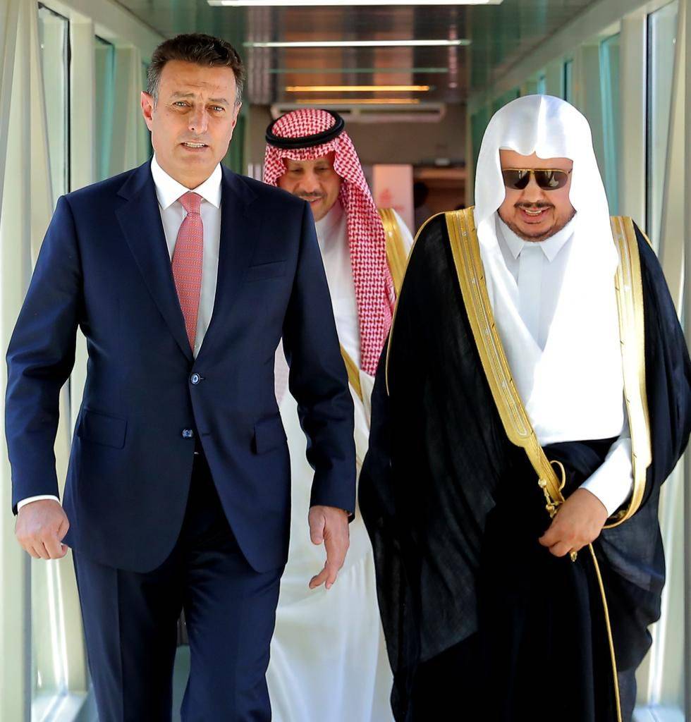وصول رئيس مجلس الشورى السعودي الى العاصمة الاردنية