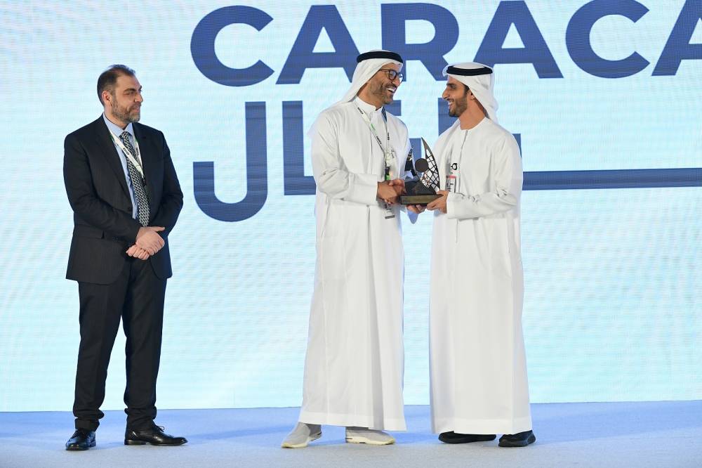 معرض أبوظبي الدولي للصيد والفروسية يُكرّم الرعاة والفائزين في مُسابقاته 