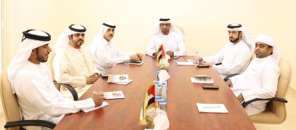 الشارقة لسباقات الهجن يعقد اجتماعه الدوري الثامن