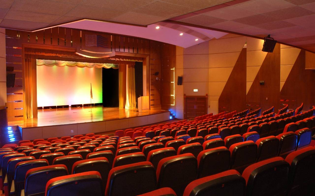 الأرشيف والمكتبة الوطنية بالتعاون مع مؤسسة الإمارات للآداب  يطلق برنامج مساحة معرفة