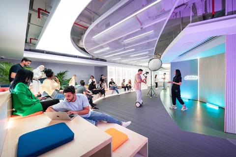 إطلاق بليـنكْس (blinx) لإشراك جيل الشباب وتمكينه عبر نهج جديد في رواية الأحداث وتغطية الأخبار وسرد القصص