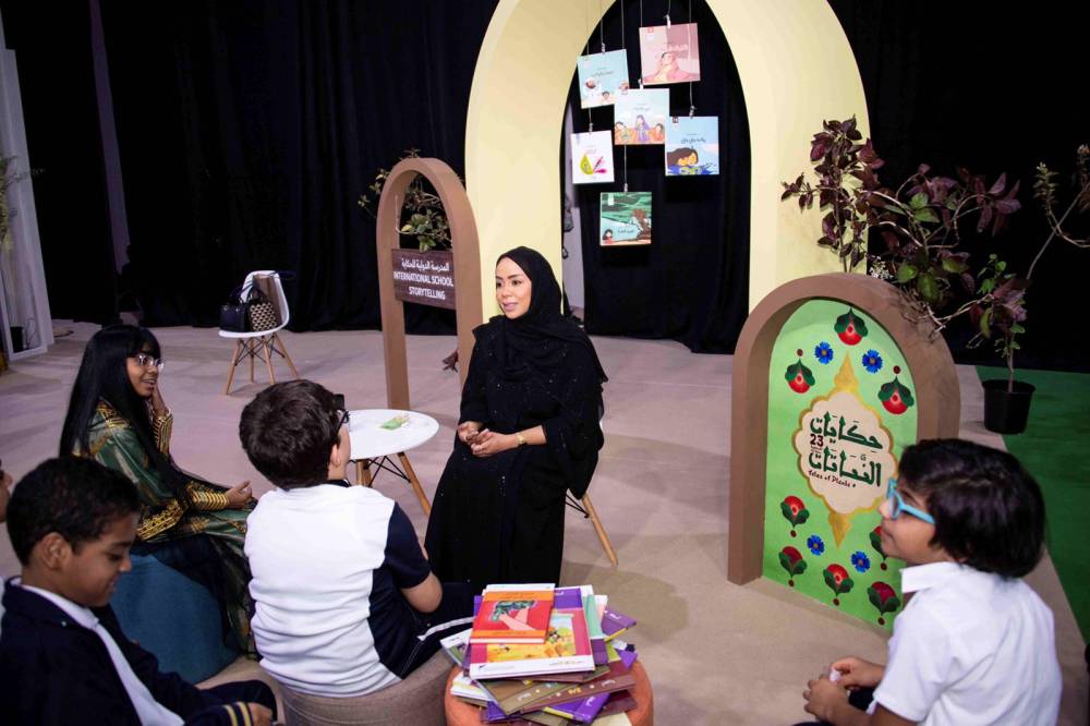 مركز حمدان بن محمد لإحياء التراث ضمن فعاليات ملتقى الشارقة الدولي للراوي في نسخته الـ 23  