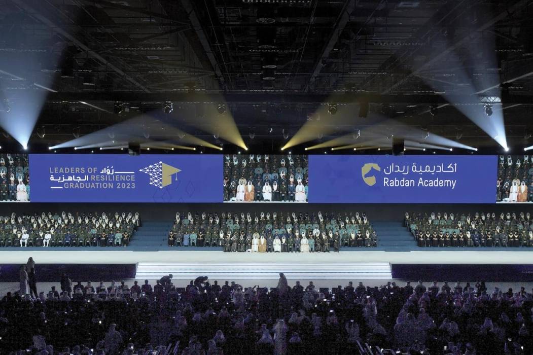 سيف بن زايد يشهد حفل تخريج أكاديمية ربدان