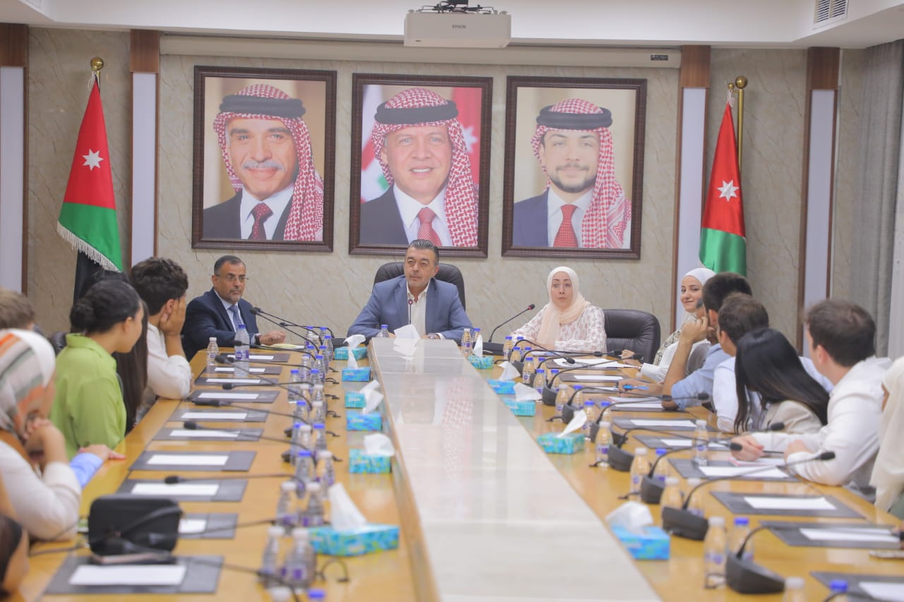 خارجية النواب تلتقي وفدًا طلابيًا من جمعية التعلم العالمية الأميركية