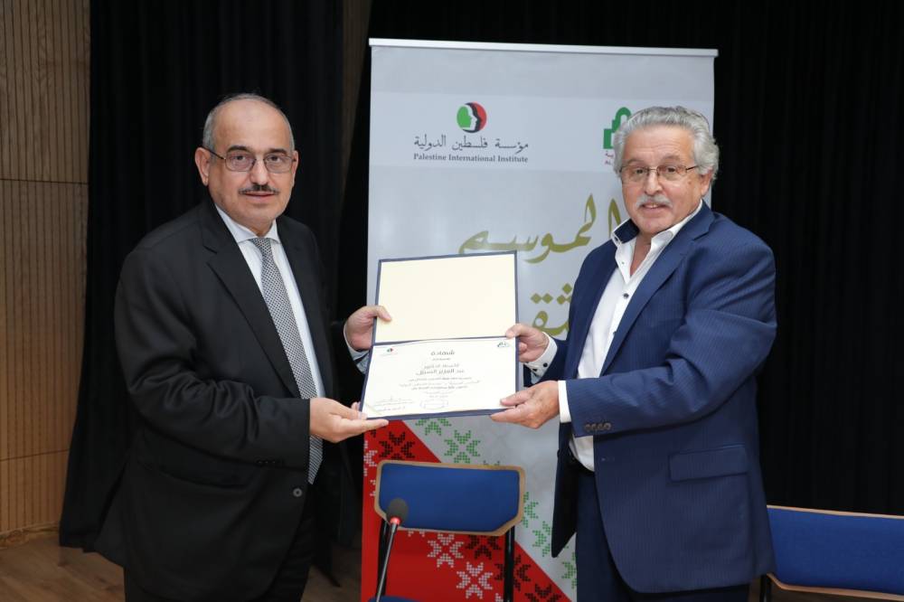 د. السبيّل في منتدى العصرية: التحولات الثقافية في المملكة العربية السعودية عميقة وواسعة وتتسارع وتيرتها بقوة