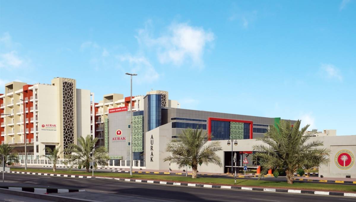 تستعد الجامعات التي تقدم برامج الماجستير في القيادة التربوية للطلب المتزايد