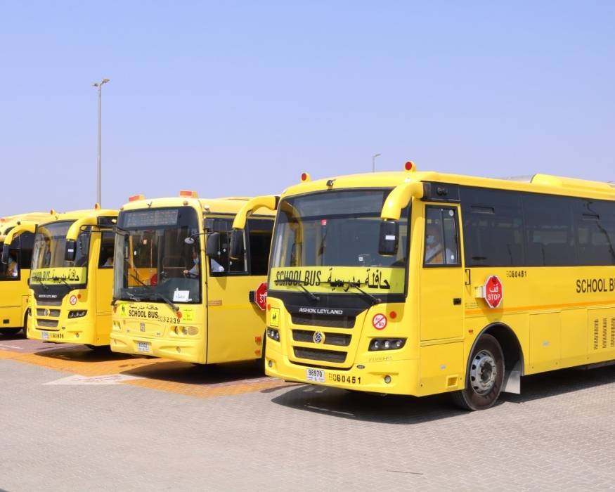 نقل عجمان تصدر 4.747 تصريح في مجال النقل المدرسي مع بداية العام الدراسي