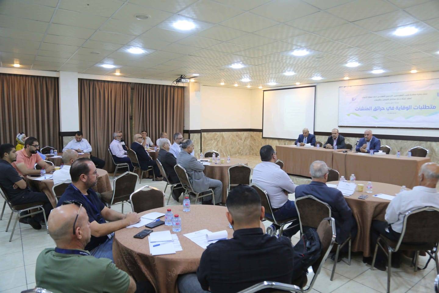 ورشة عمل بعنوان متطلبات الوقاية في حرائق المنشآت  صور