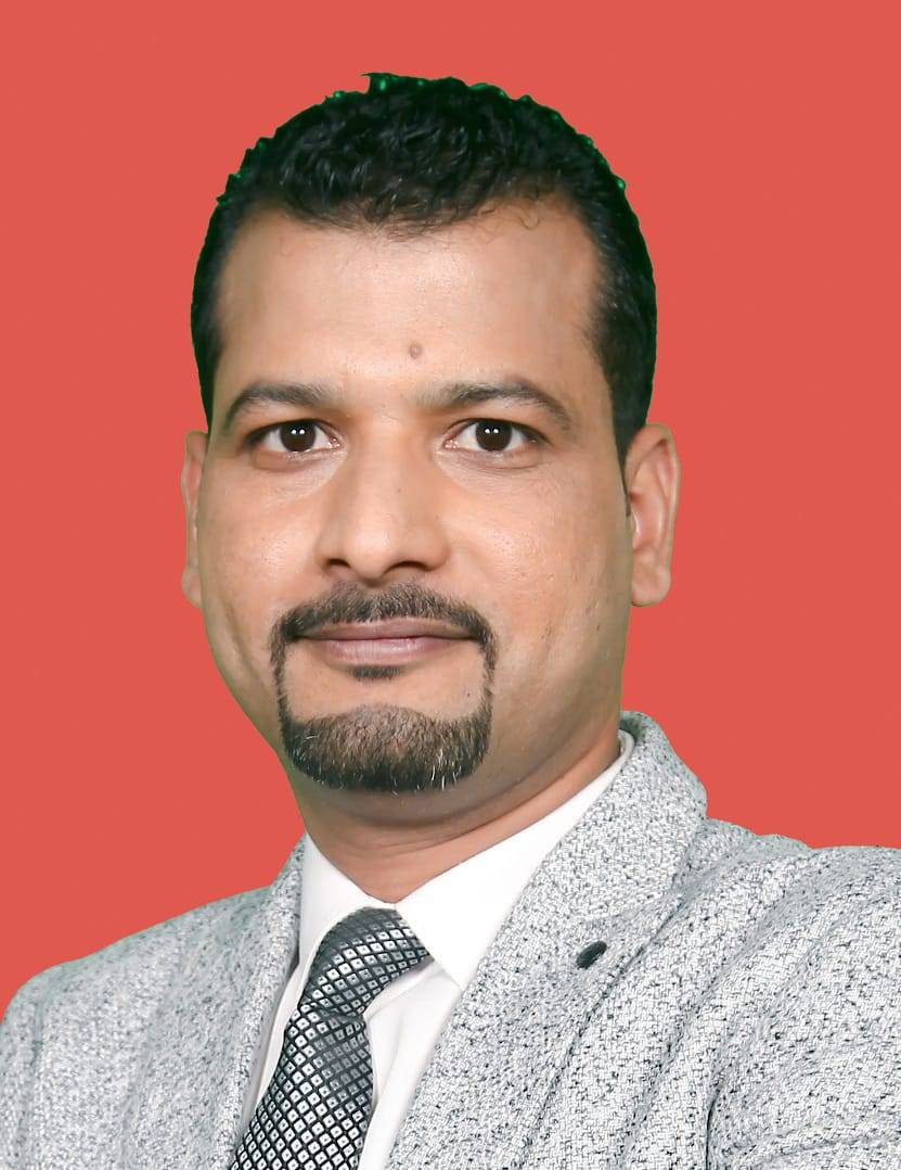 نجوم من شاطئ الراحة بأبوظبي.. مطالع القصائد بطاقات العبور إلى ذائقة الجمهور