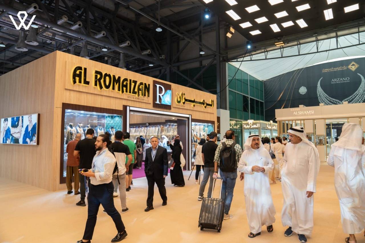 انطلاق فعاليات النسخة الـ 52 من معرض الشرق الأوسط للساعات والمجوهرات