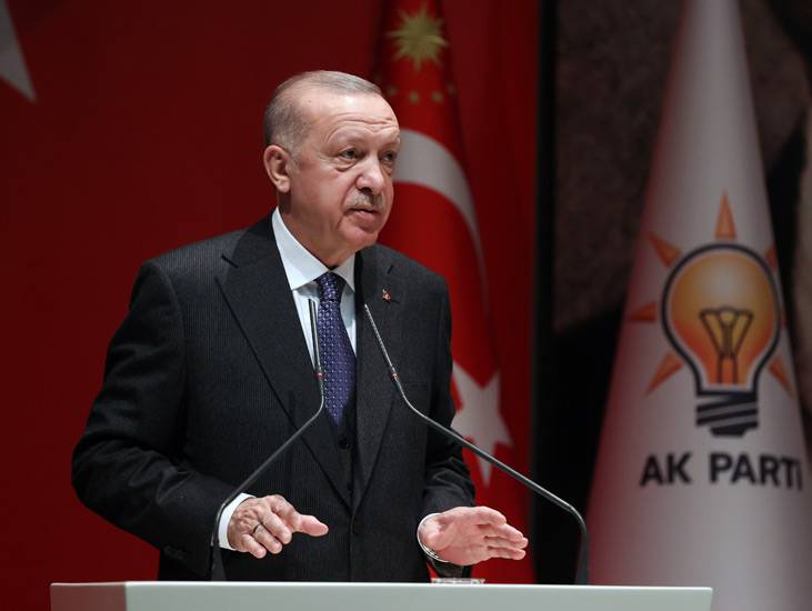 أردوغان : يتعرض إخواننا في غزة إلى قصف عنيف منذ يومين .. ونسعى لإيصال المساعدات إلى غزة