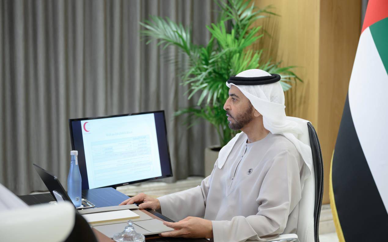 حمدان بن زايد  يترأَّس اجتماع مجلس إدارة هيئة الهلال الأحمر الإماراتي