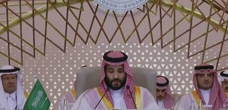 أنظار العالم العربي والإسلامي وكل محبي السلام في العالم تتجه صوب القمة العربية الإسلامية بالرياض