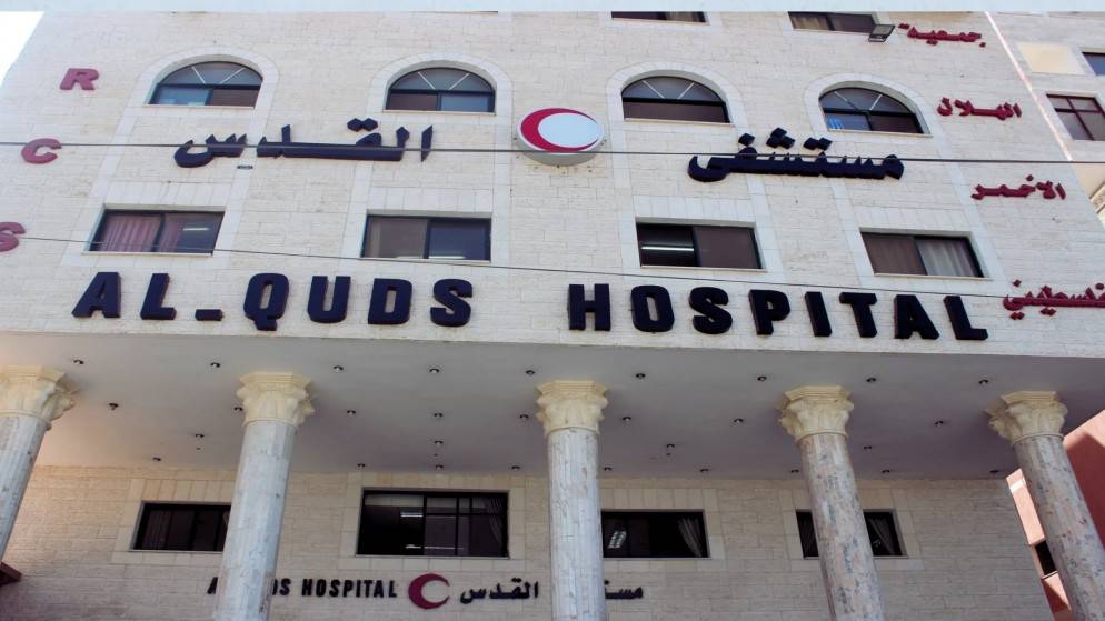 الدبابات الإسرائيلية على بعد 20 مترا من مستشفى القدس في غزة