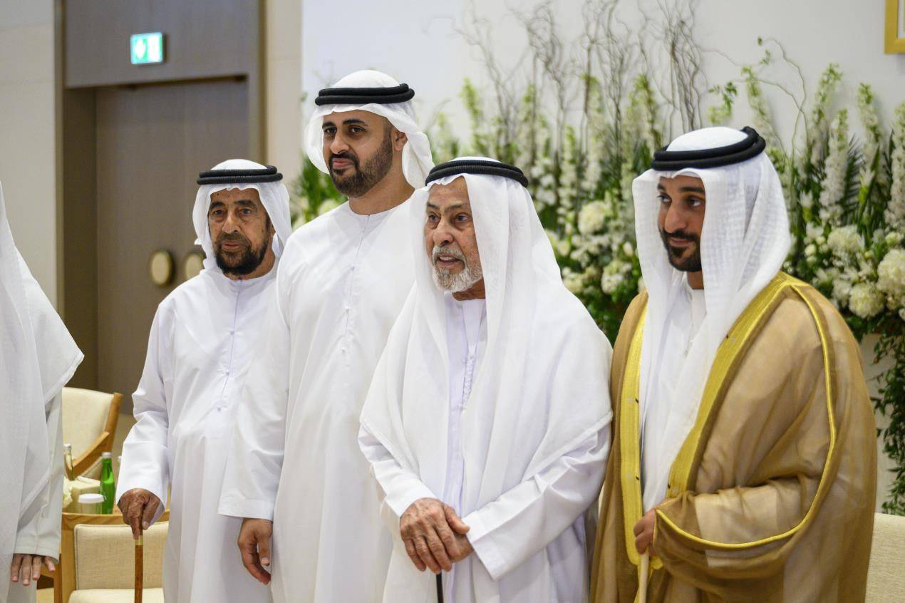 ذياب بن محمد بن زايد يحضر أفراح المزروعي والقمزي