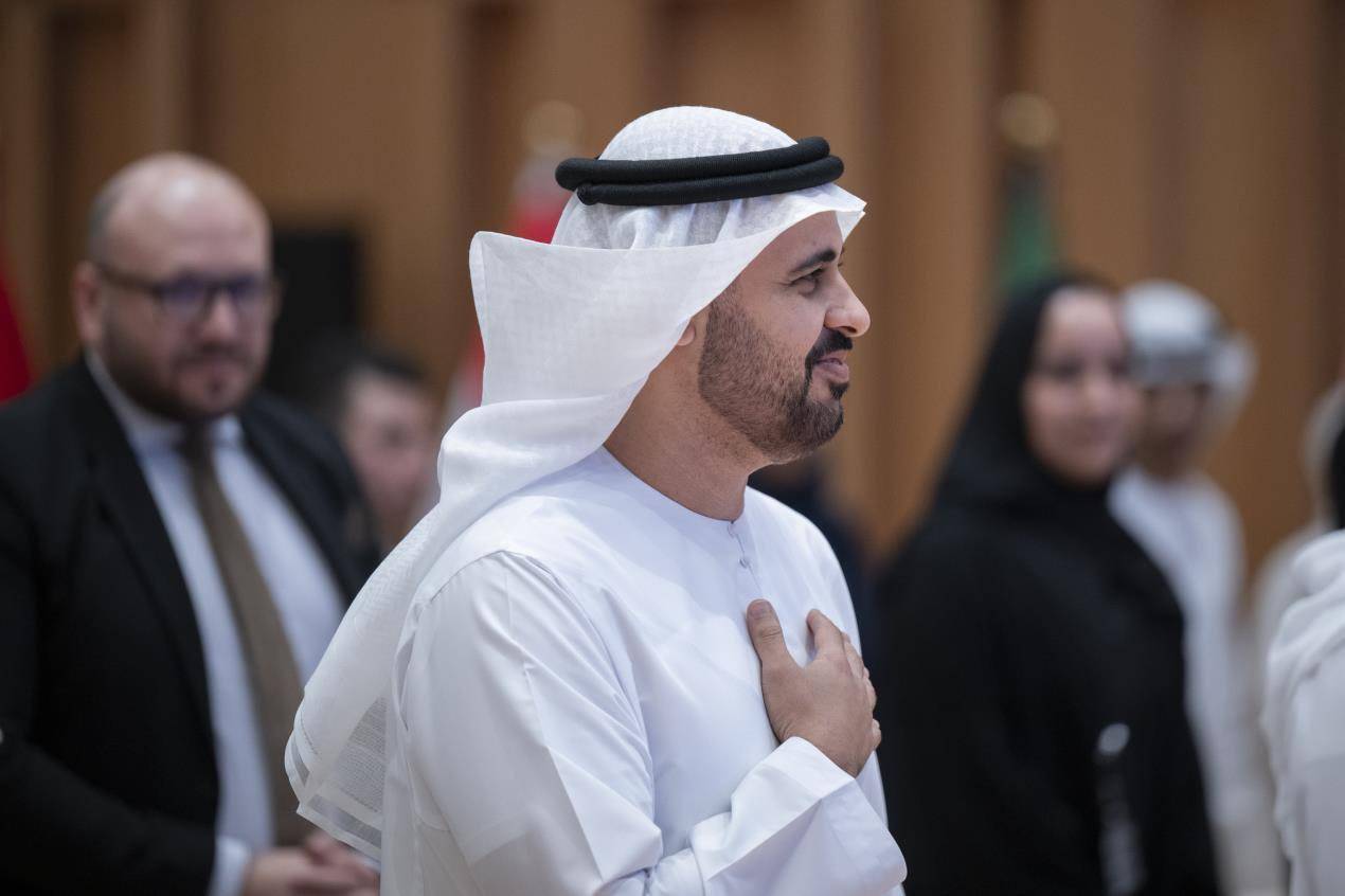 تحت رعاية عبدالله بن زايد وبحضور ذياب بن محمد بن زايد وراشد بن حميد بن راشد.. برنامج القيادات الدبلوماسية العربية الشابة يحتفل بتخريج دفعة من طلبته