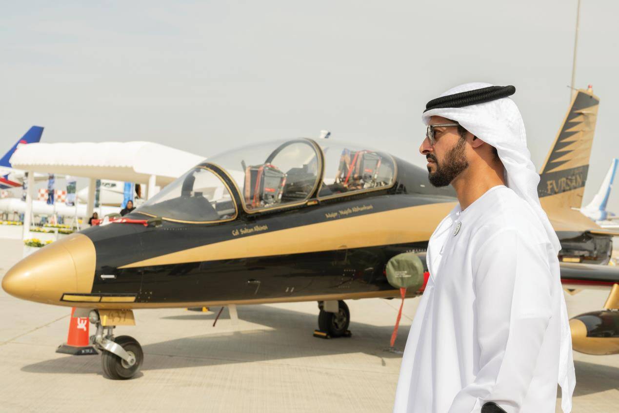 زايد بن حمدان بن زايد يزور «معرض دبي للطيران» 2023