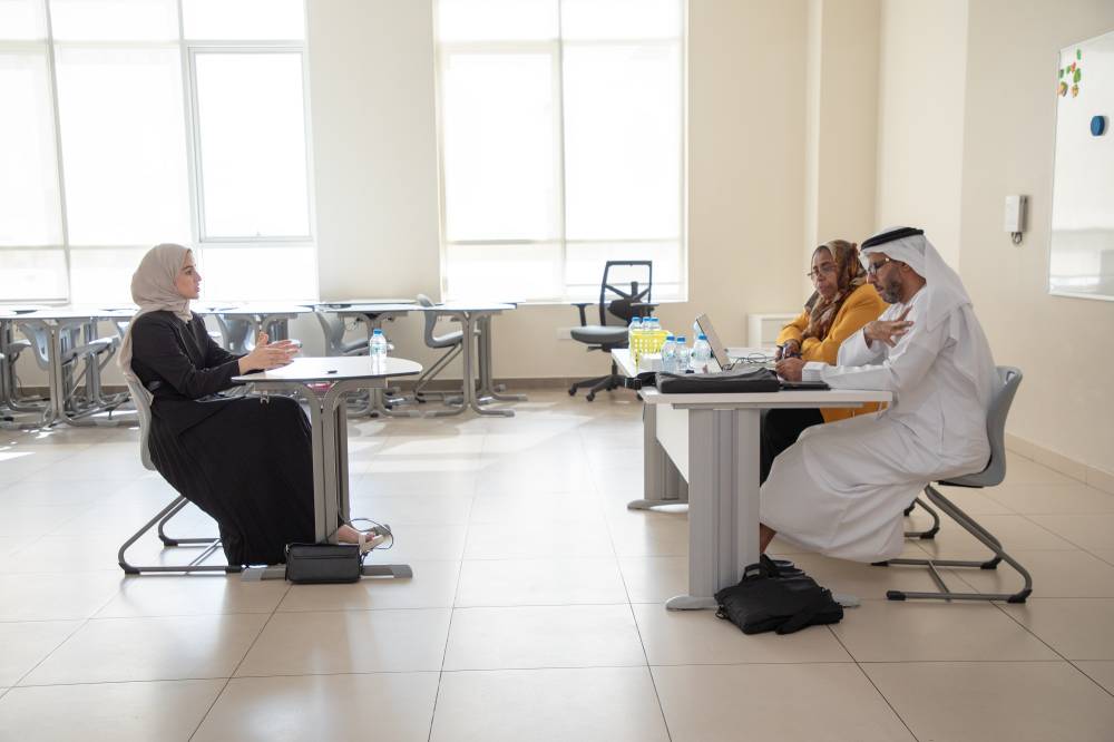 مؤسسة حمدان بن راشد آل مكتوم للعلوم الطبية والتربوية تنجز عمليات التحكيم النظري وتطلق المرحلة الثانية الخاصة بالمقابلات الشخصية للدورة  26 من جوائزها