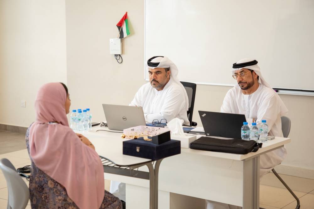 مؤسسة حمدان بن راشد آل مكتوم للعلوم الطبية والتربوية تنجز عمليات التحكيم النظري وتطلق المرحلة الثانية الخاصة بالمقابلات الشخصية للدورة  26 من جوائزها