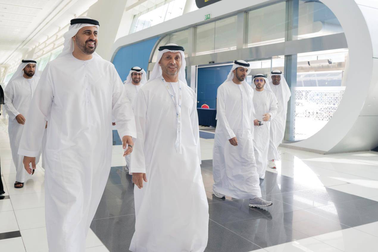 ذياب بن محمد بن زايد يشهد فعاليات النسخة الثانية من مسابقة مهارات آسيا العالمية أبوظبي
