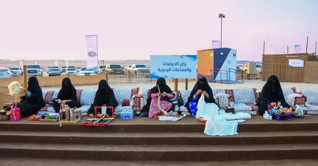 مهرجان السلع البحري يستعرض الحرف التراثية