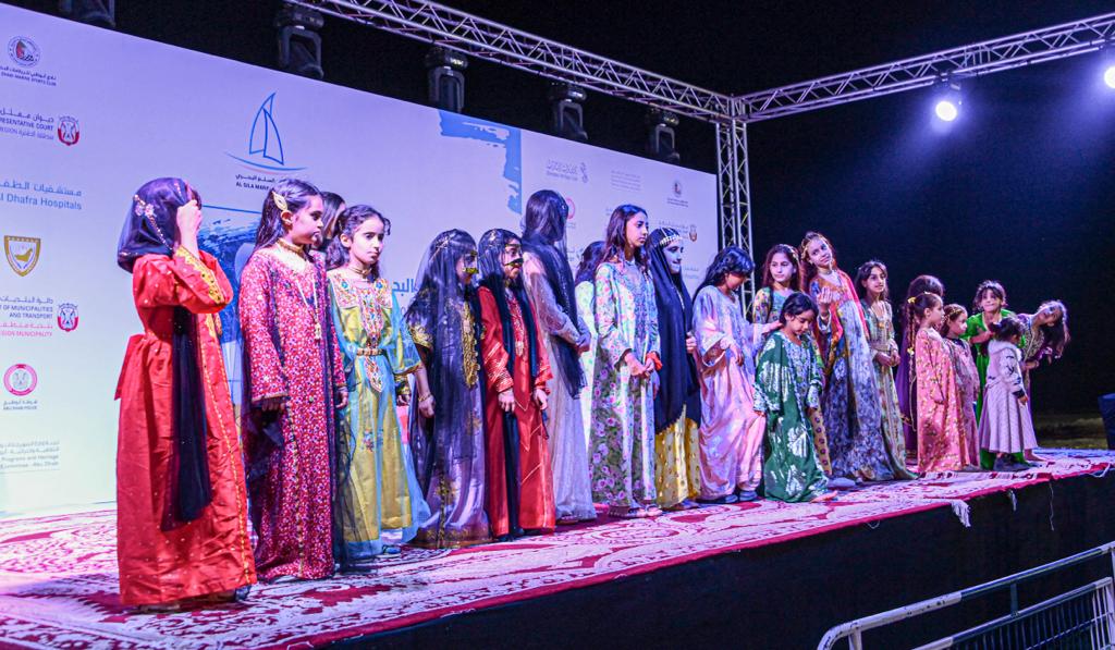 مهرجان السلع البحري.. ألعاب شعبية ومسابقات شاطئية ويولة تعزز مشاركة الشباب