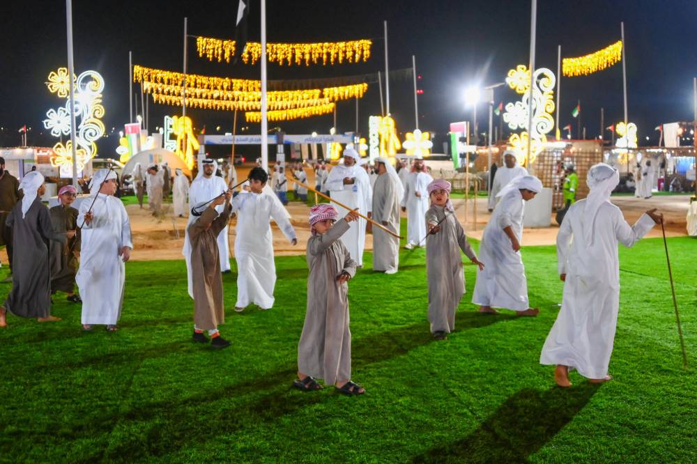 مهرجان السلع البحري.. ألعاب شعبية ومسابقات شاطئية ويولة تعزز مشاركة الشباب