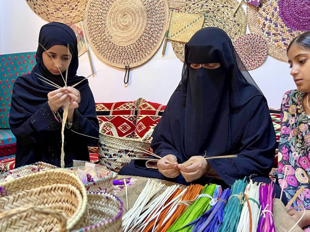انطلاق فعاليات ملتقى السمالية الربيعي لنادي تراث الامارات