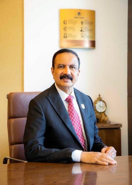 الاستدامة من خلال الابتكار هي المفتاح لمستقبل الرعاية الصحية  د. آزاد موبين، مؤسس ورئيس مجلس إدارة شركة أستر دي إم للرعاية الصحية