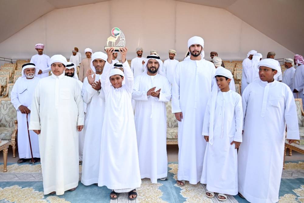 منافسات قوية في ثاني أيام مزاينة الإبل في مهرجان محمد بن زايد لسباقات الهجن ومزاينة الإبل