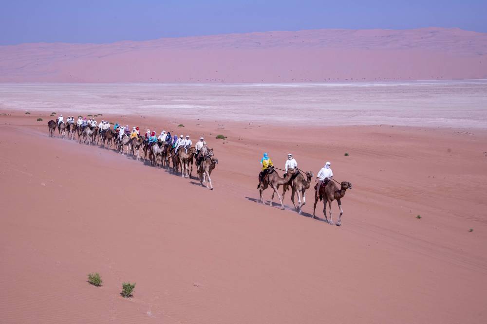 انطلاق رحلة الهجن بنسختها العاشرة