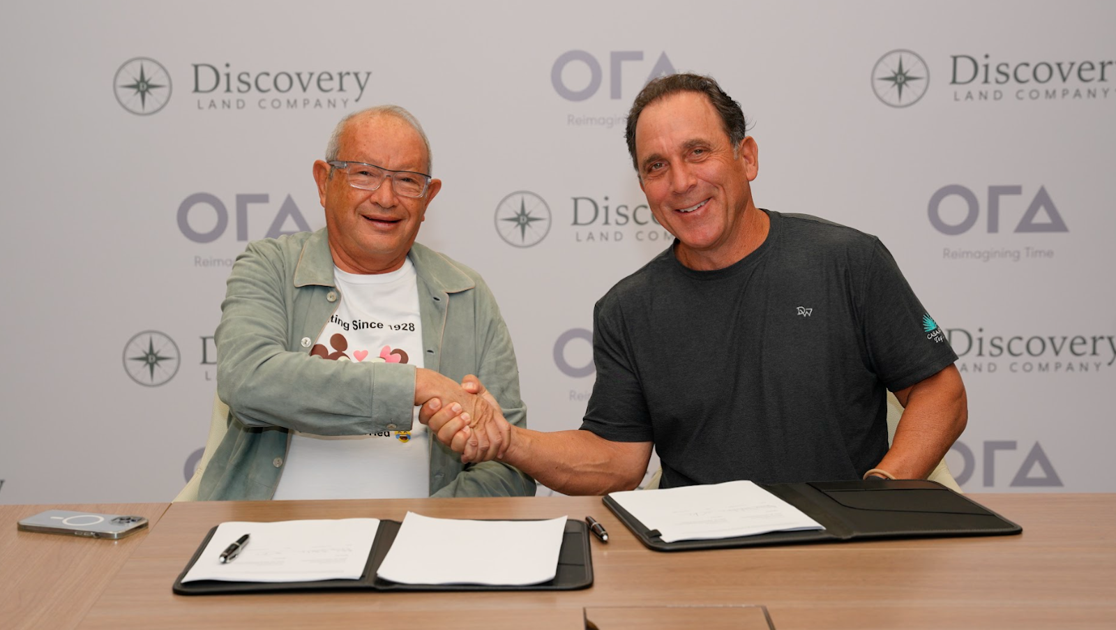 ديسكفري لاند وأورا للتطوير العقاري تعلنان عن شراكتهما في مشروع ديسكفري ديونز، دبي