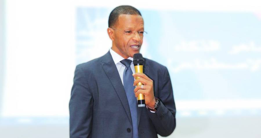 اللواء طارق جمعة مهدي يُحاضر عن الإرهاب الإلكتروني بـبيت السناري