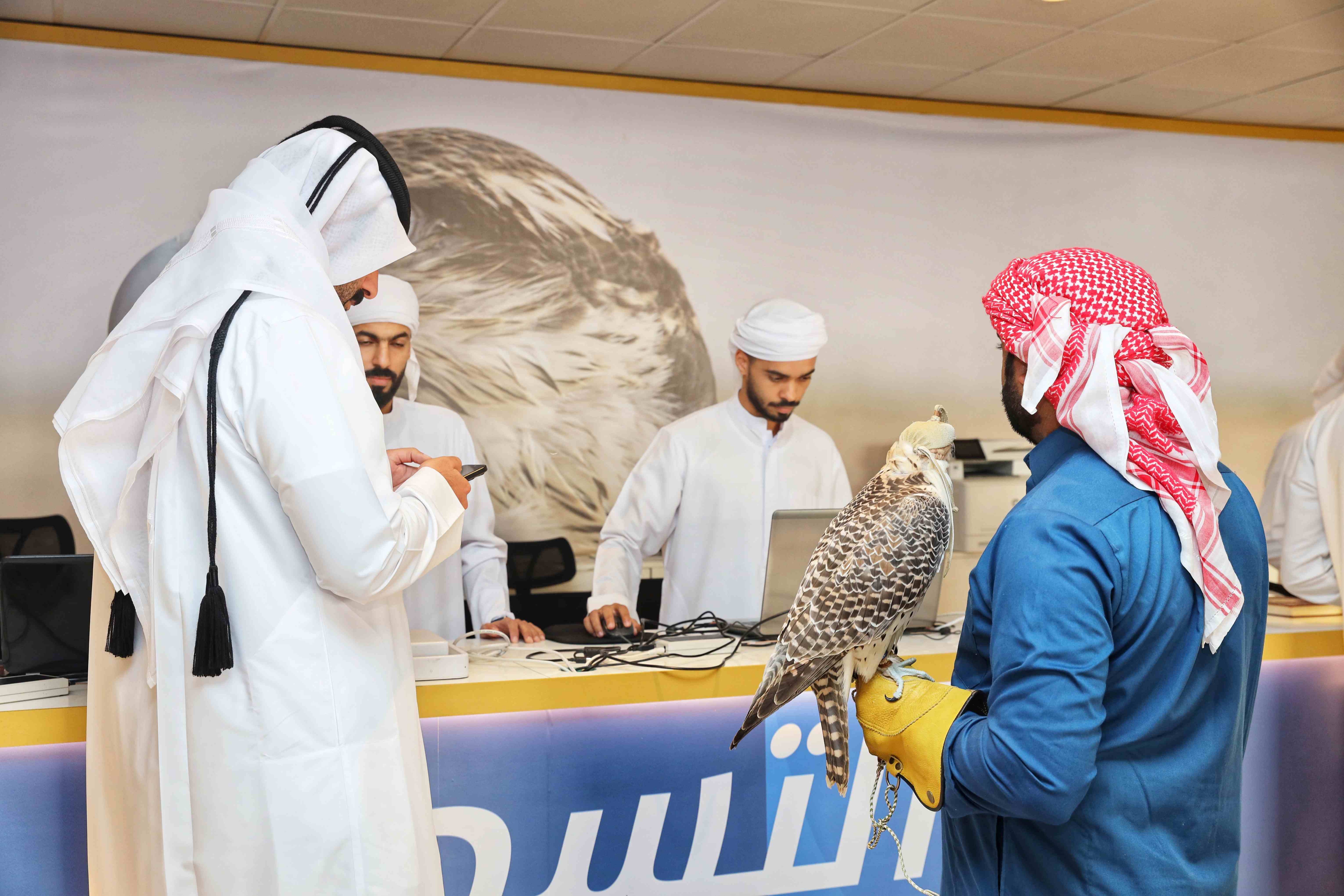 كاس محمد بن راشد لسباقات الصقور مقصد لجميع أبناء الخليج