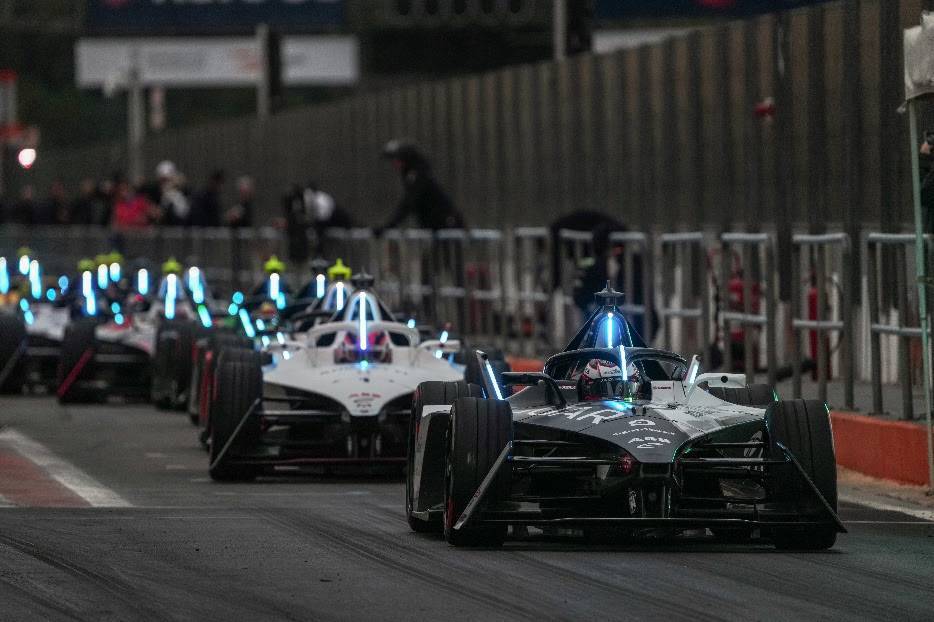 الفورمولا إي تنقل مركز الخدمات اللوجستية والتطوير العالمي إلى حلبة ريكاردو تورمو في فالنسيا