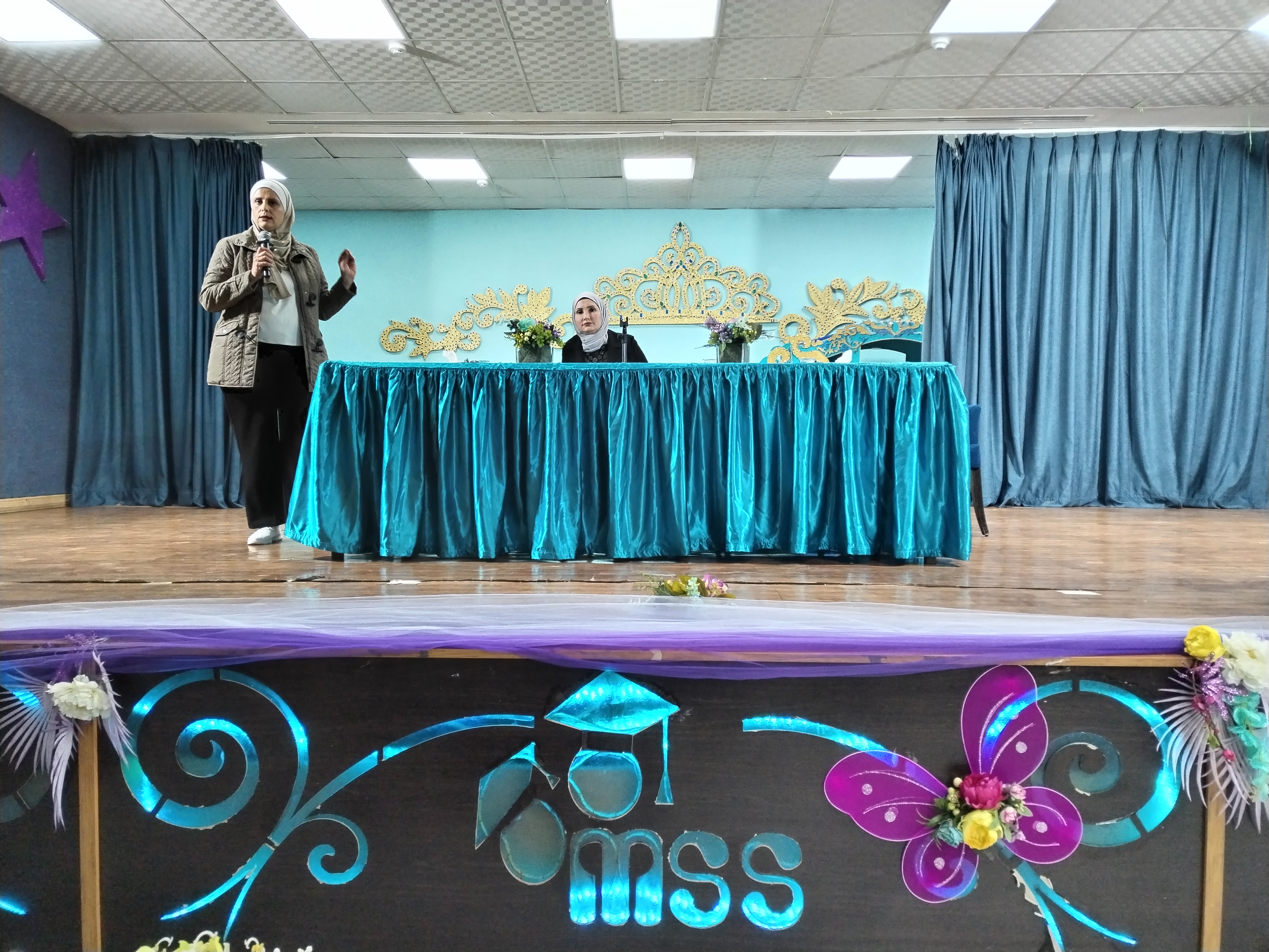 اجتماع مسؤولي تحدي القراءة العربي في مدارس النظم الحديثة‎