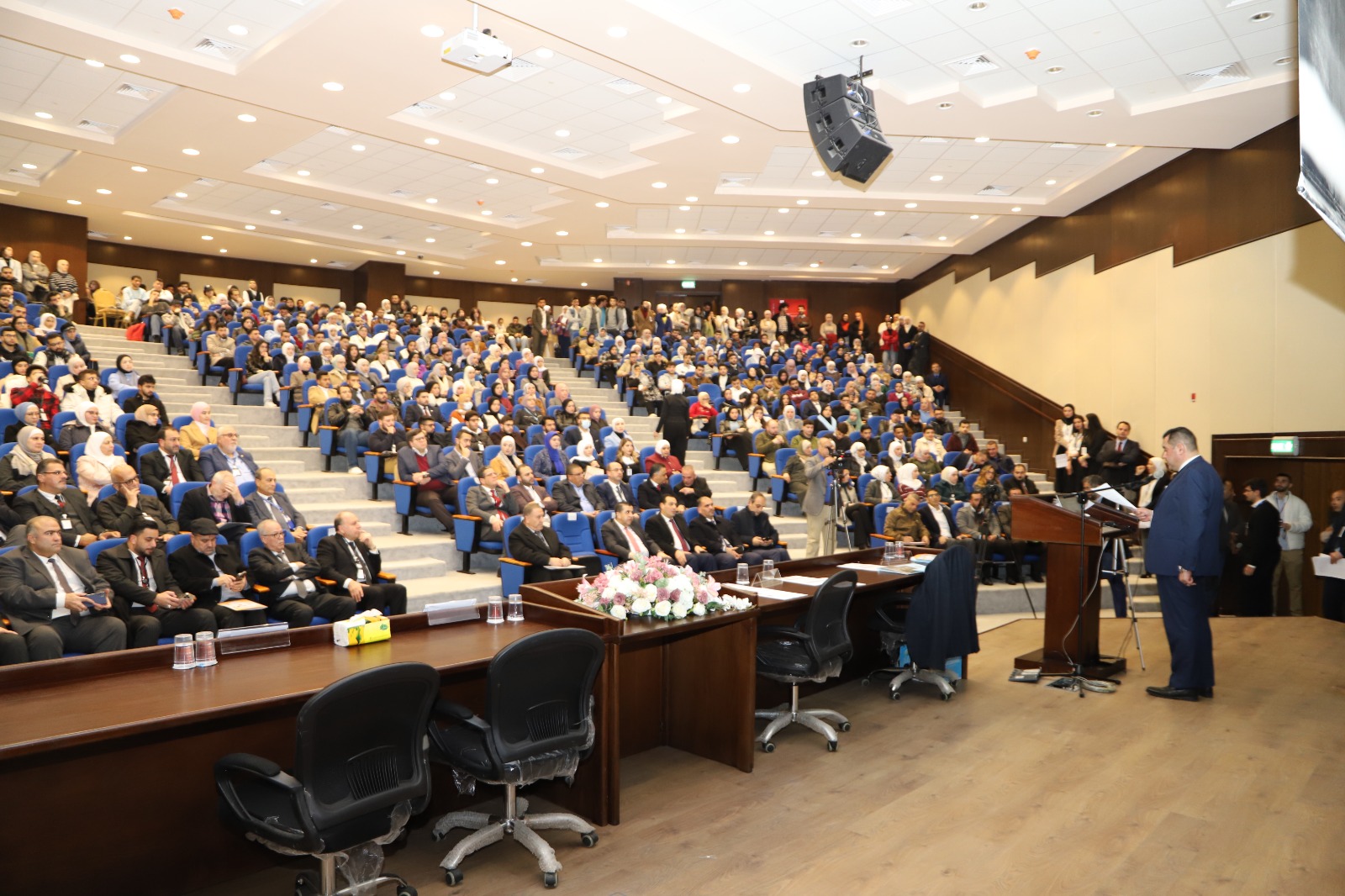 العجلوني يرعى انطلاق مؤتمر الأبحاث الطبية الثاني في البلقاء التطبيقية.