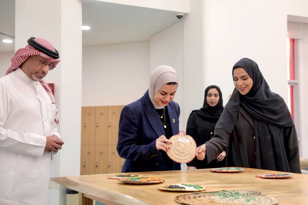 وفد من وزارة شؤون الشباب البحرينية يطّلع على الدور الريادي لــ مؤسسة ربع قرن في تعزيز قدرات الأطفال والشباب