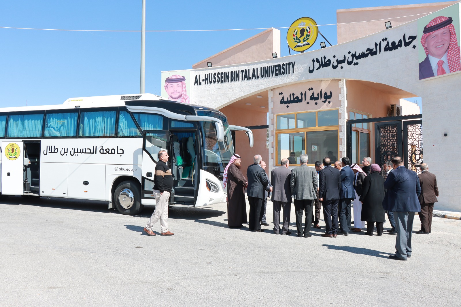 جامعة الحسين بن طلال تكرم الداعمين لها في عدة مشاريع ريادية.