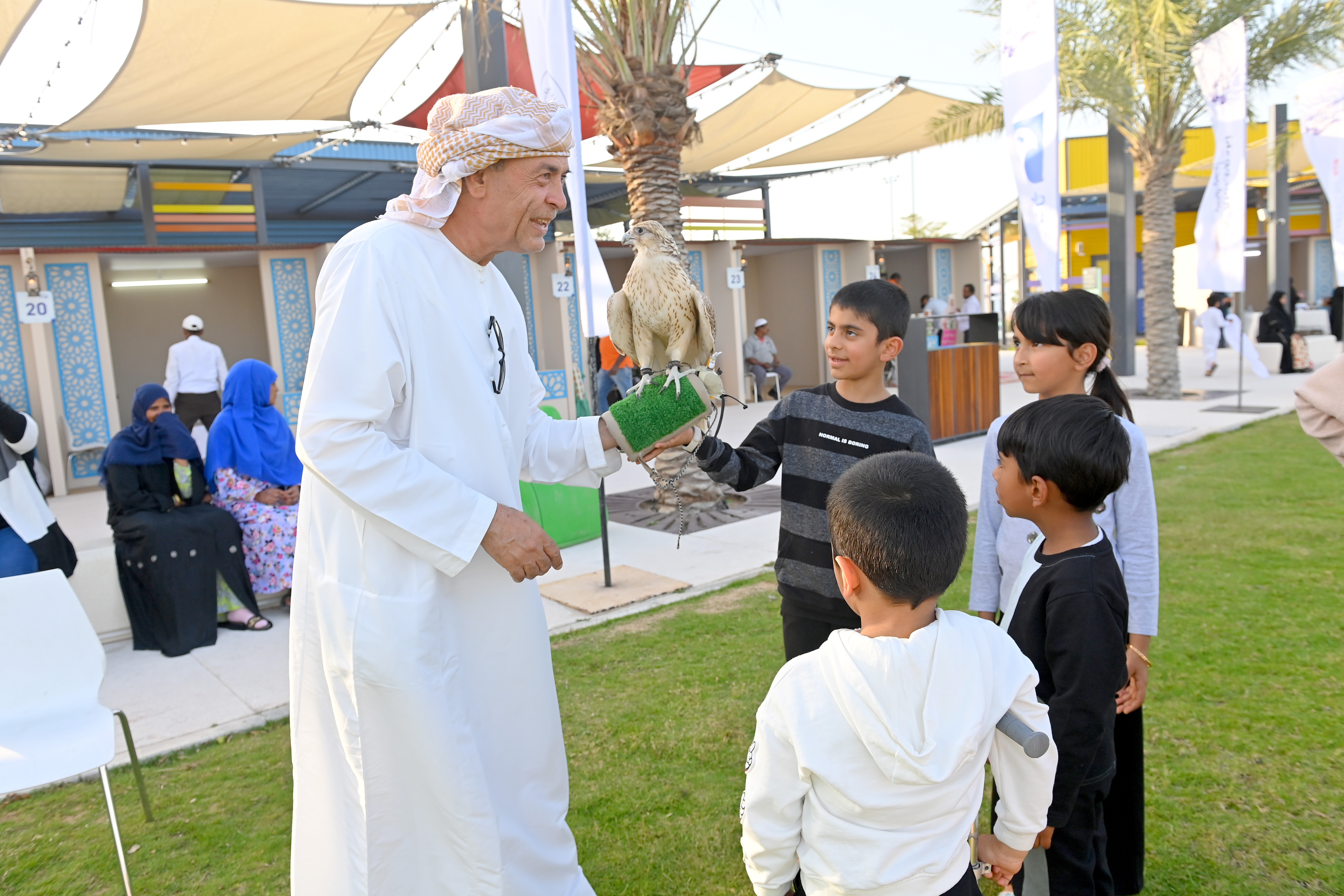 مهرجان الظفرة البحري ... التراث والطبيعة الخلابة تتلاقى على ساحل المغيرة  