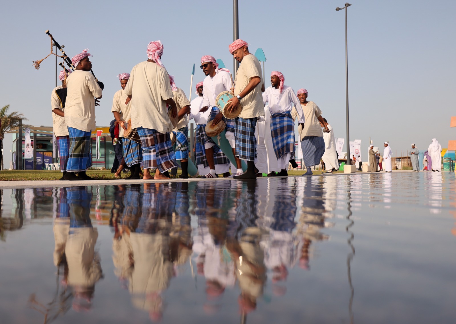 حضور بارز للفنون الشعبية في مهرجان الظفرة البحري  