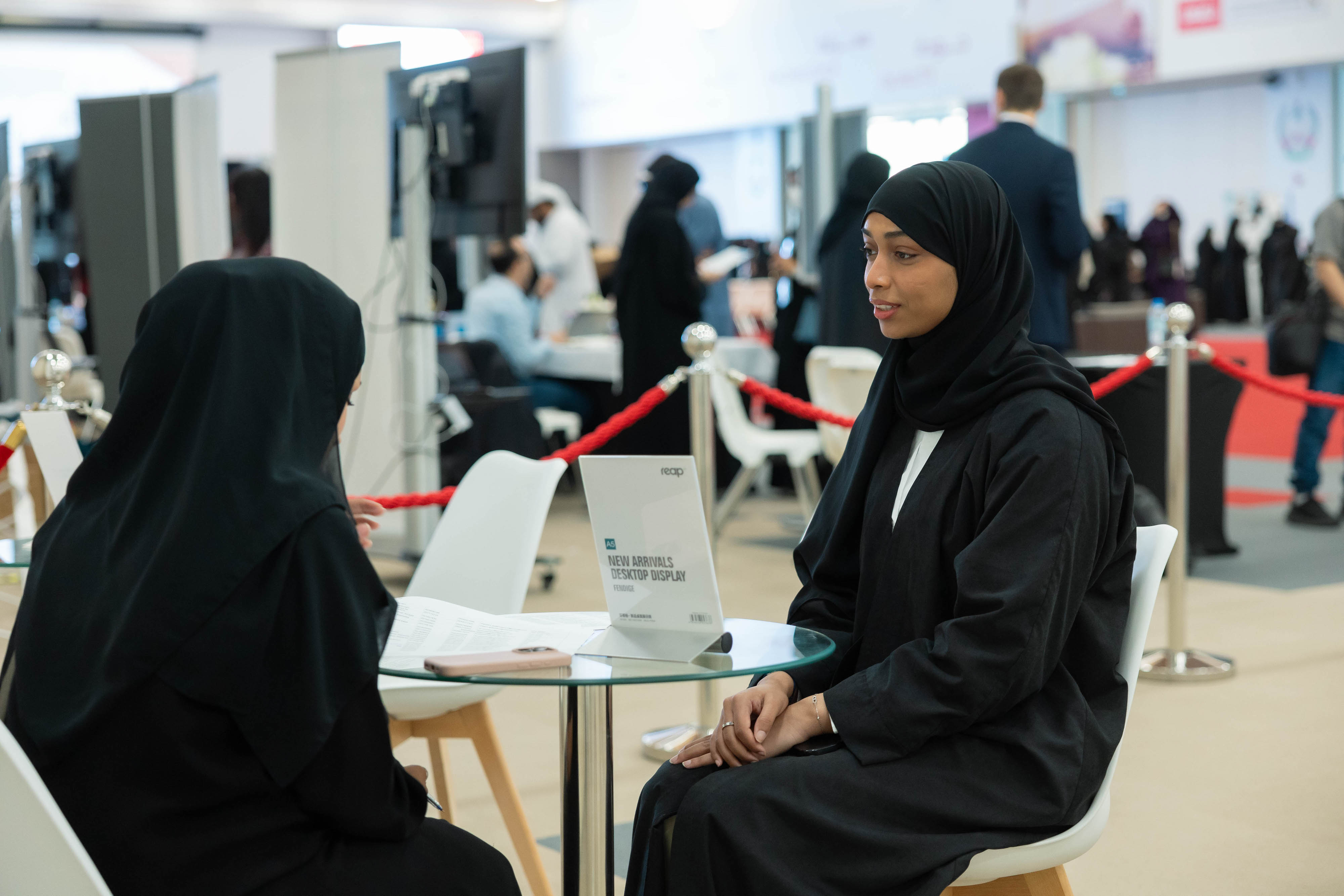 جامعة الإمارات تنظم فعالية التواصل مع شركاء التوظيف   