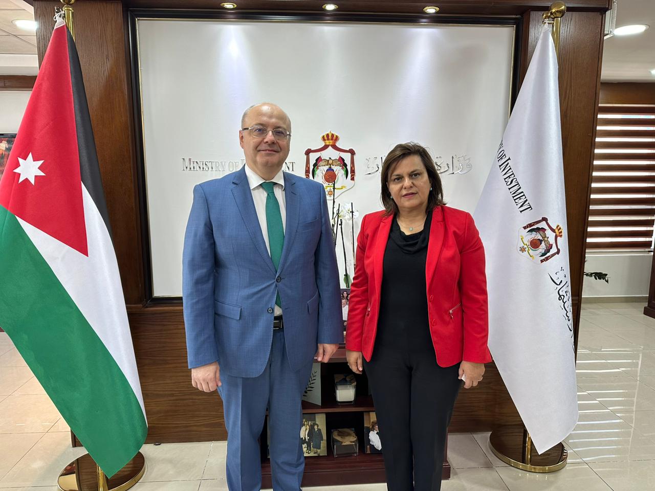 وزيرة الاستثمار تبحث مع السفير البلغاري سبل تعزيز العلاقات الاقتصادية والاستثمارية