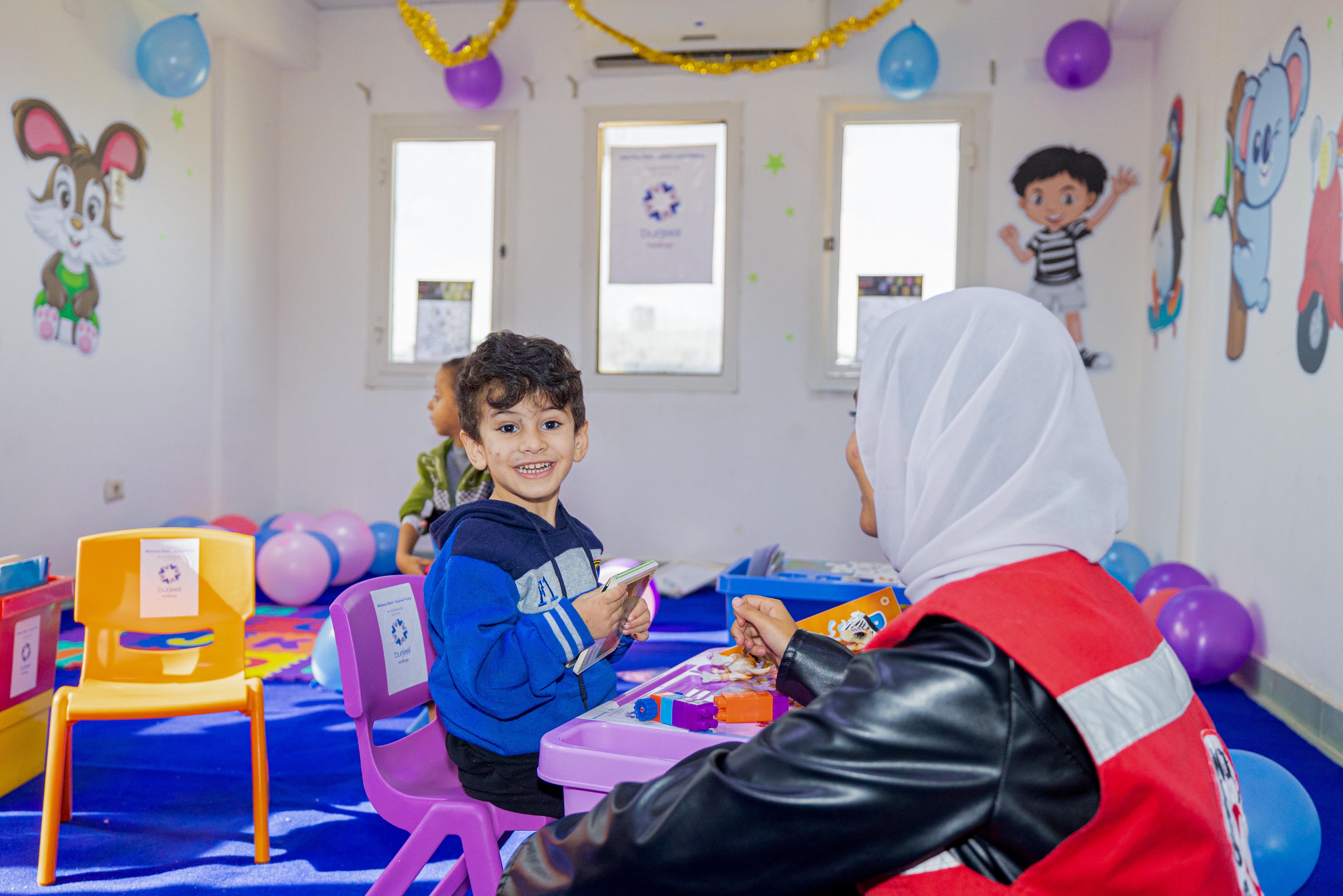 برجيل القابضة تسلم مستلزمات طبية بـ2 مليون درهم وتدشن مشروعاً لأطفال غزة